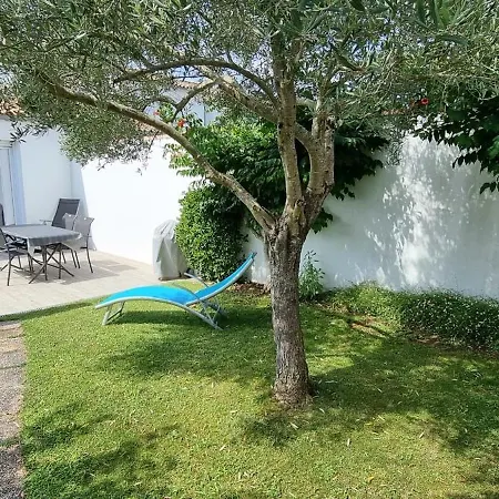 Semesterbostad Escapade Ile De Re La Flotte